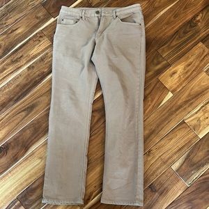 Bulletprufe Adventure is it khakis jeans, size 32.